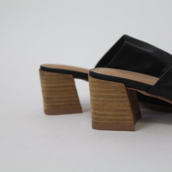 Women Black Wooden Mules - Size 7 - Picture 8 of 8